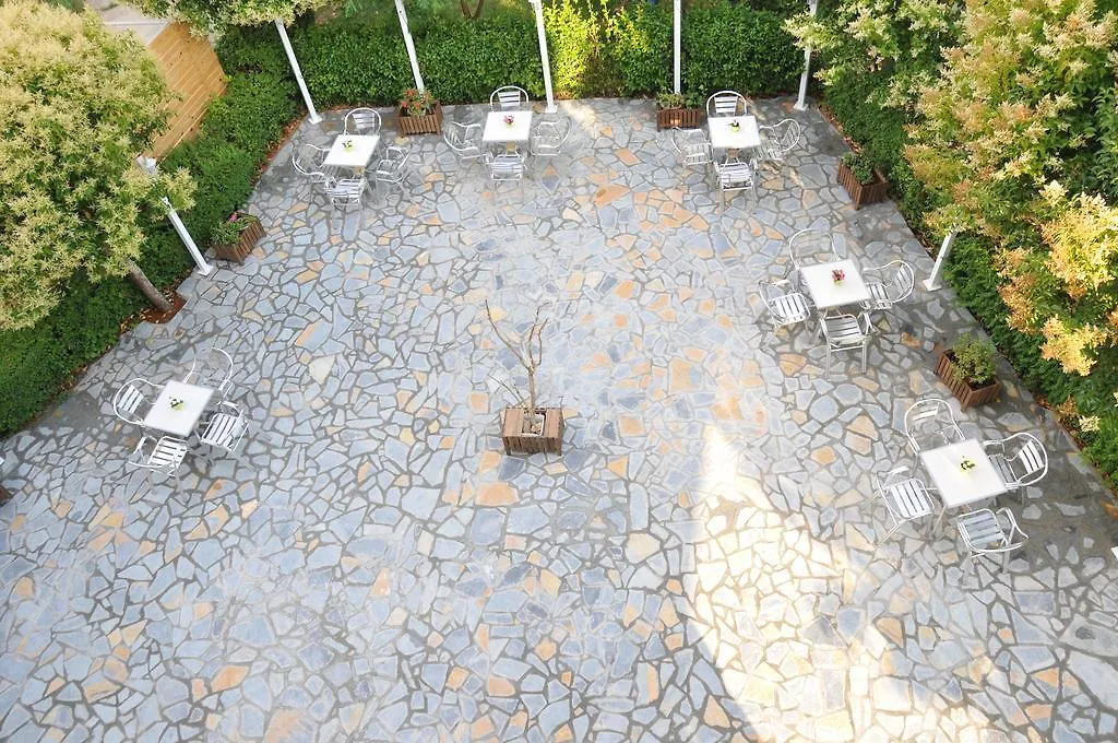 Garden Hotel Gjirokaster
